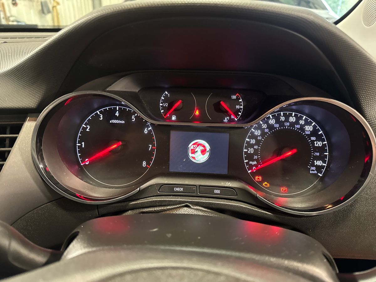 Used Vauxhall Crossland 2022 for sale - 76602851: Photo 23