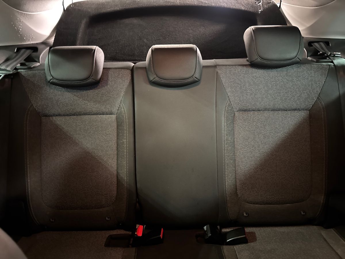 Used Vauxhall Crossland 2022 for sale - 76602851: Photo 28