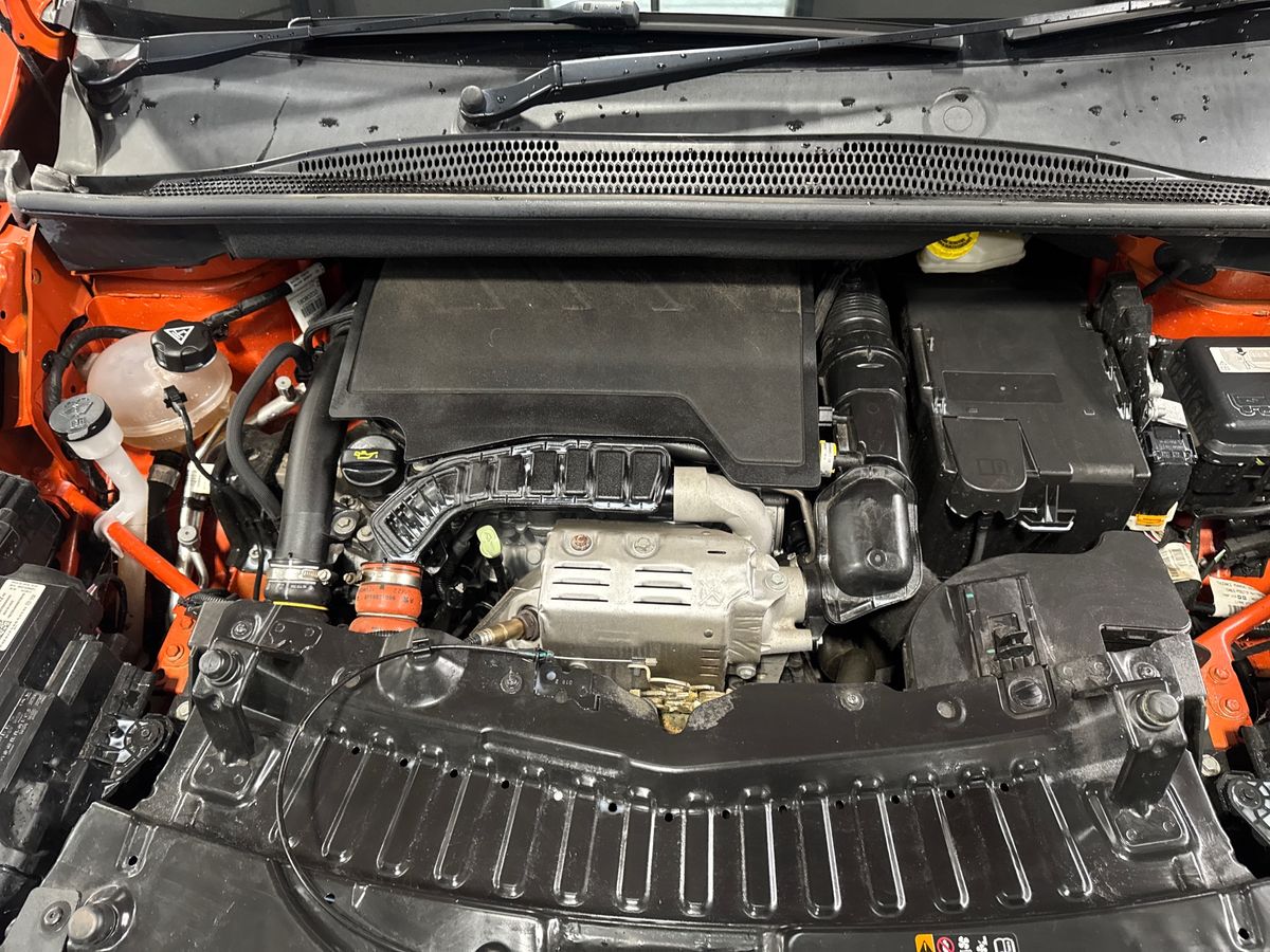 Used Vauxhall Crossland 2022 for sale - 76602851: Photo 33