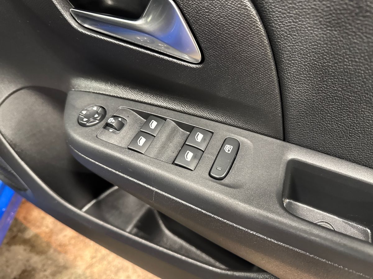 Used Vauxhall Corsa 2024 for sale - 77504204: Photo 24