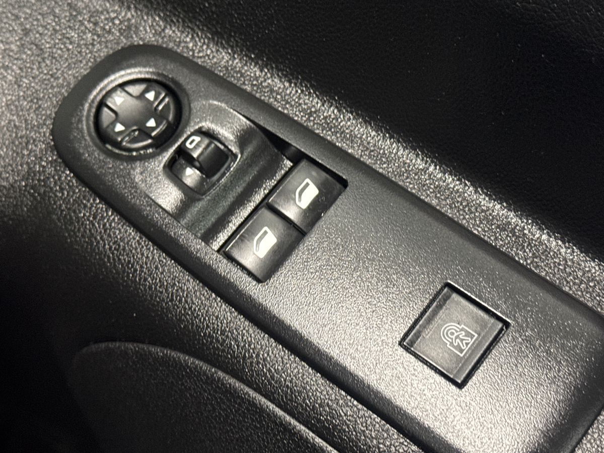 Used Vauxhall Combo Life 2019 for sale - 77232142: Photo 24