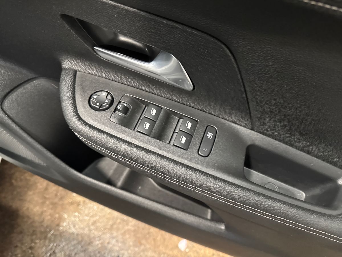 Used Vauxhall Mokka 2024 for sale - 77346798: Photo 24