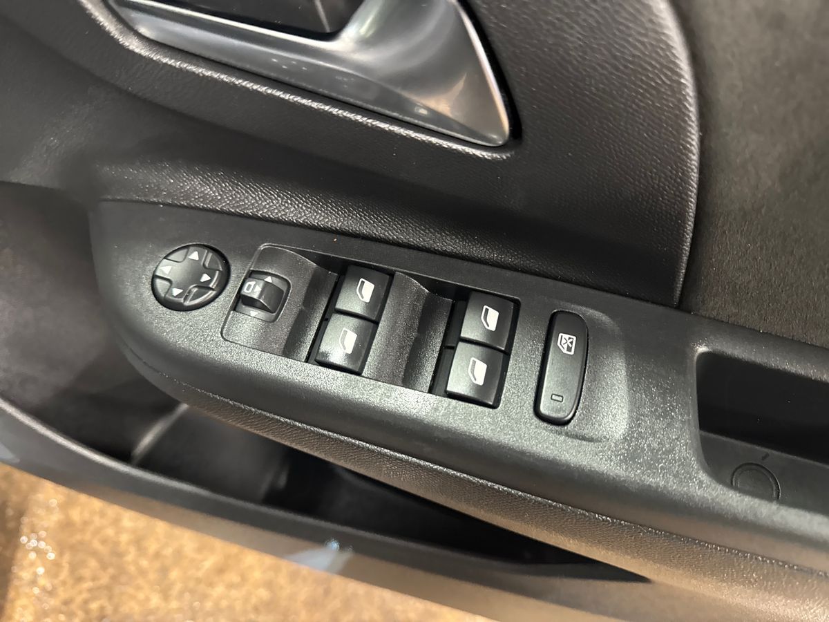 Used Vauxhall Corsa 2024 for sale - 77512600: Photo 24