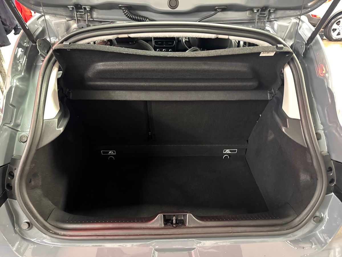 Used Renault Clio 2019 for sale - 77079071: Photo 17