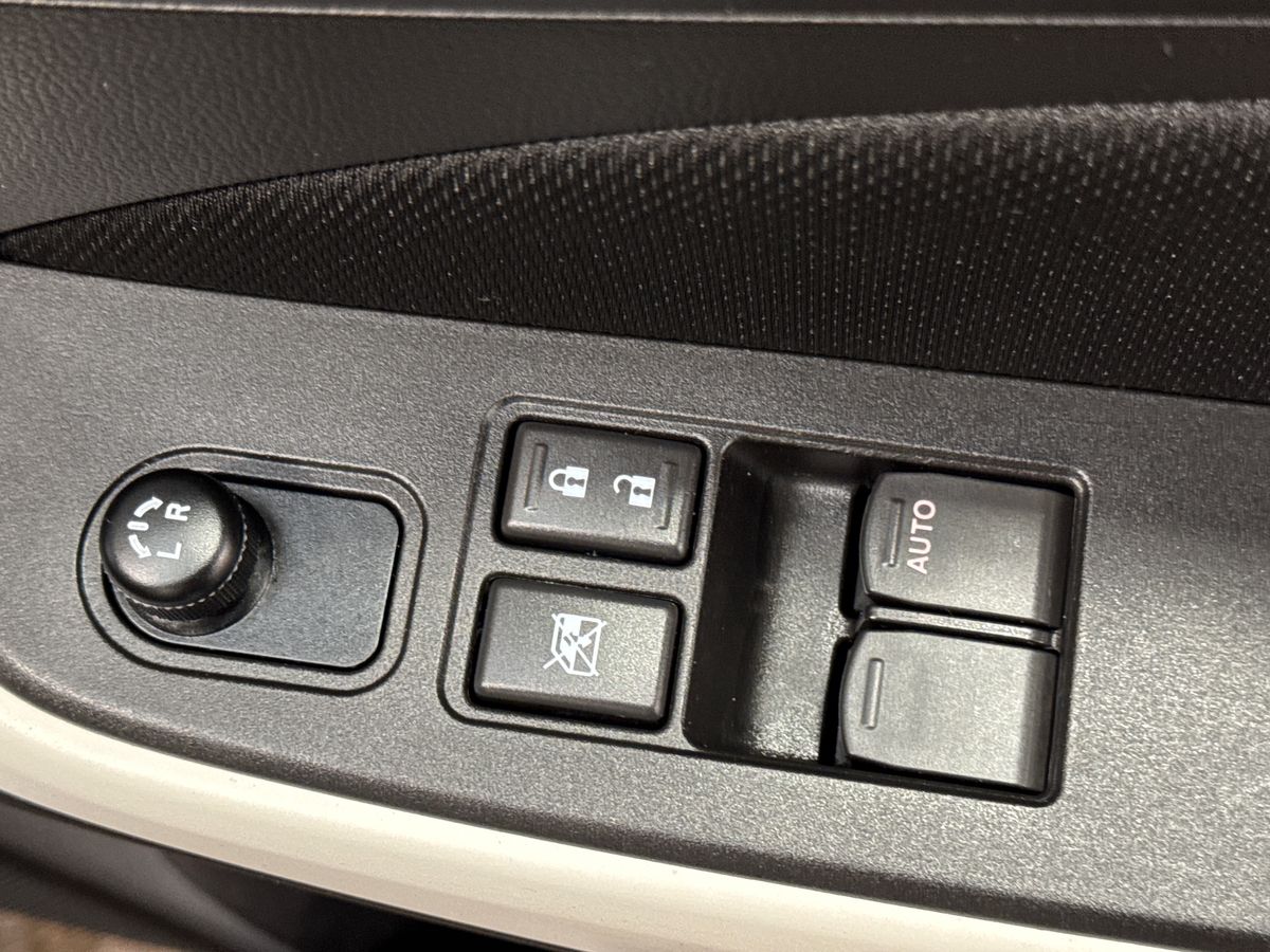 Used Suzuki Swift 2023 for sale - 78108594: Photo 24