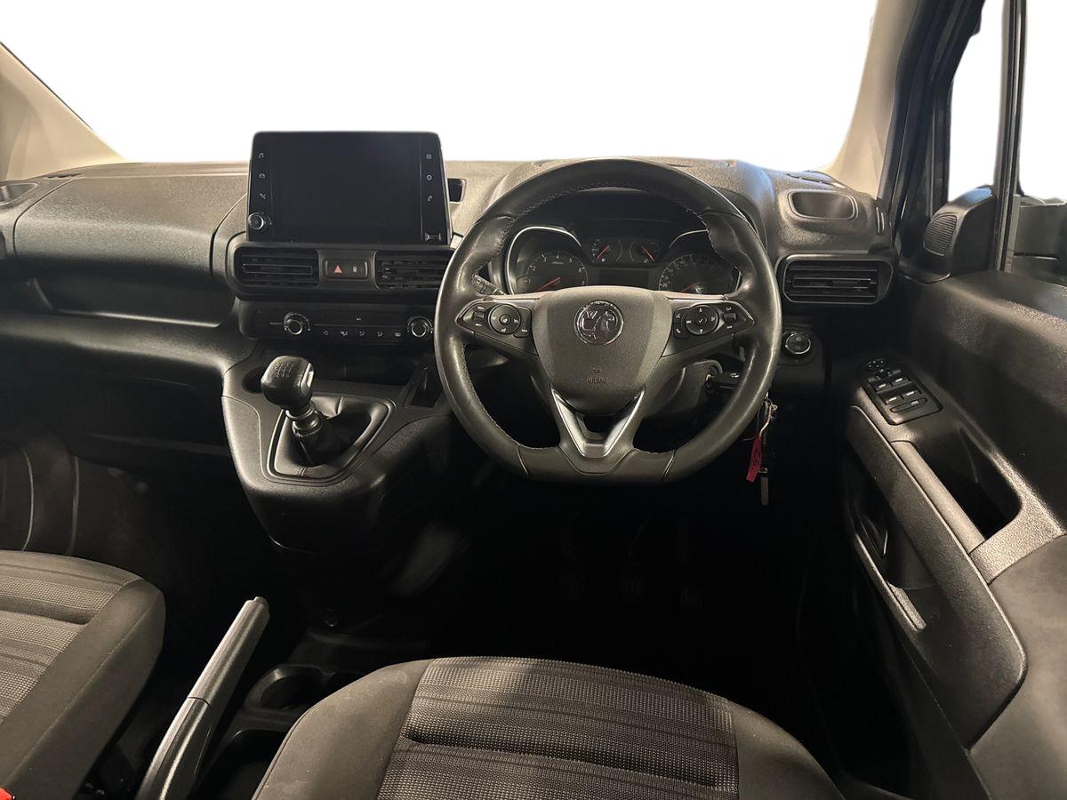 Used Vauxhall Combo Life 2022 for sale - 76438199: Photo 16