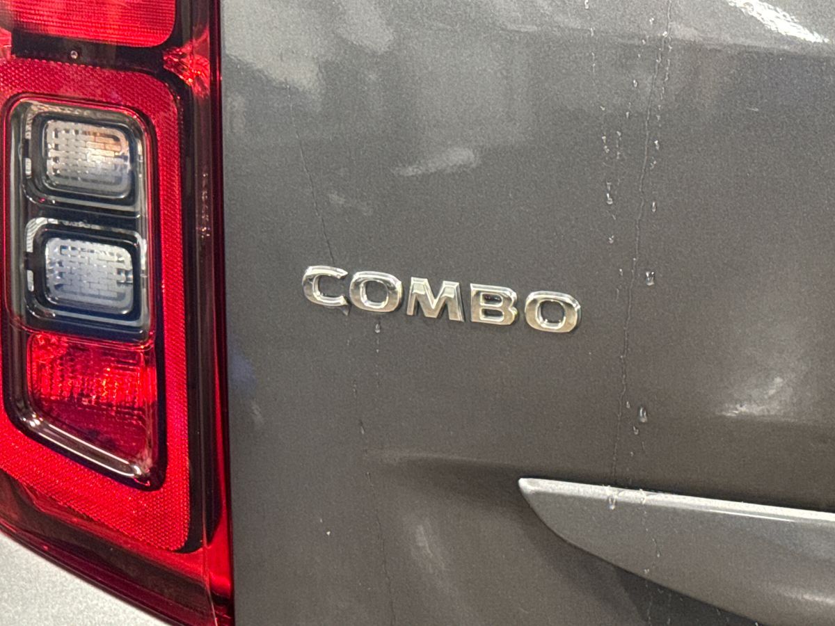 Used Vauxhall Combo Life 2022 for sale - 76438199: Photo 26