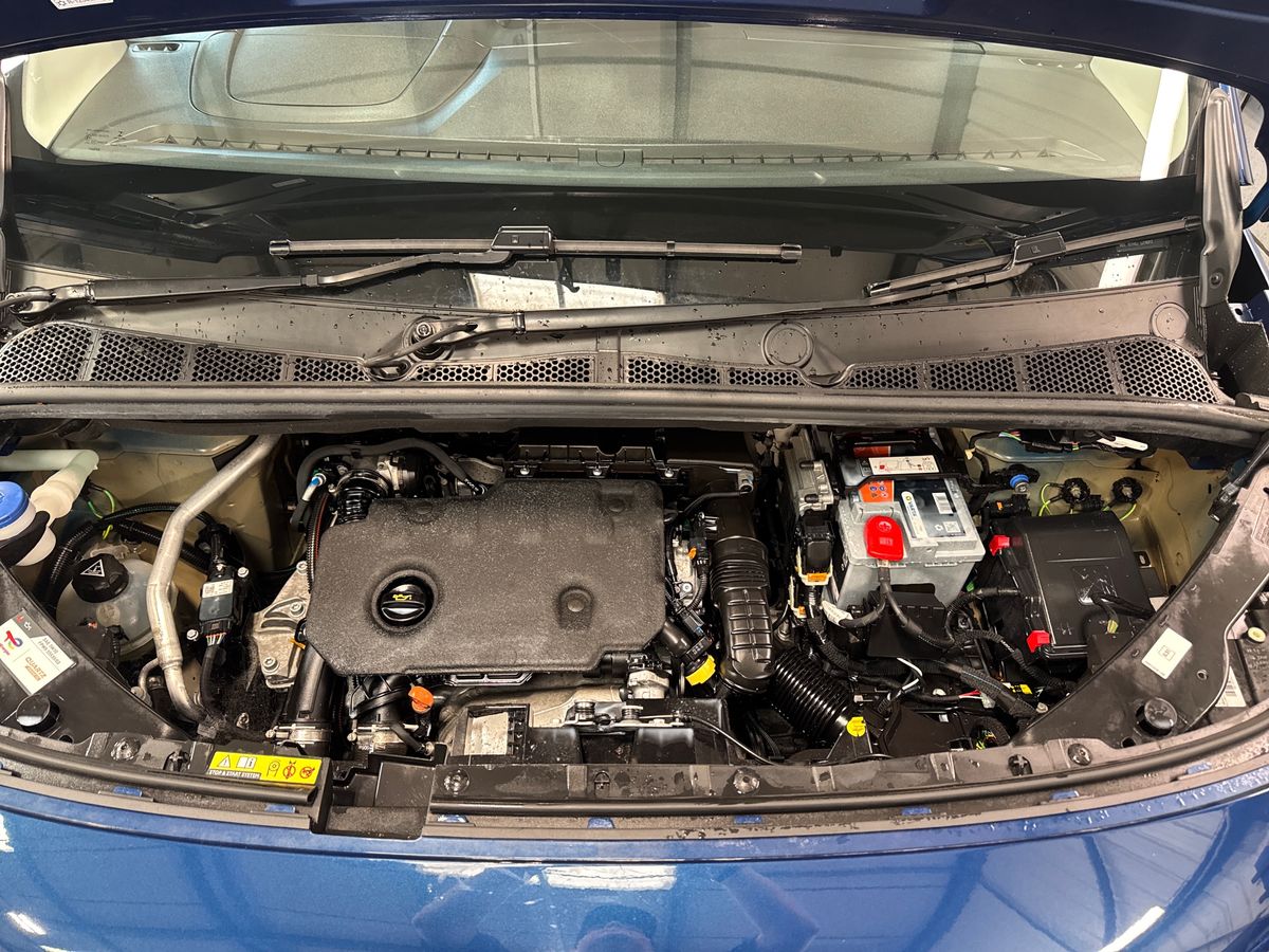 Vehicle 33