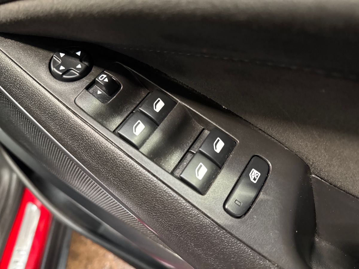 Used Vauxhall Crossland 2022 for sale - 76466564: Photo 24