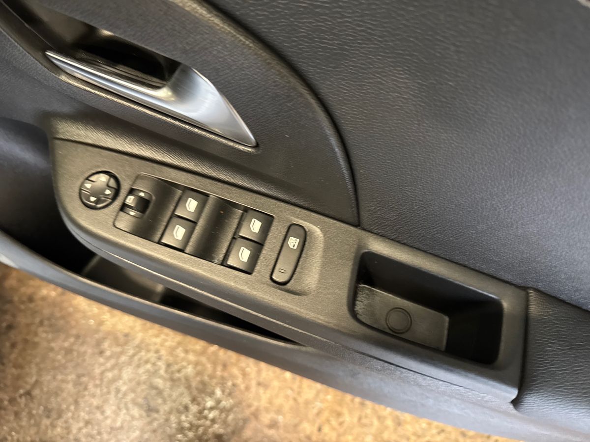 Used Vauxhall Corsa 2022 for sale - 76602790: Photo 24