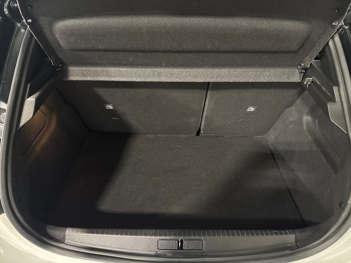 Used Vauxhall Corsa 2023 for sale - 76948436: Photo 17