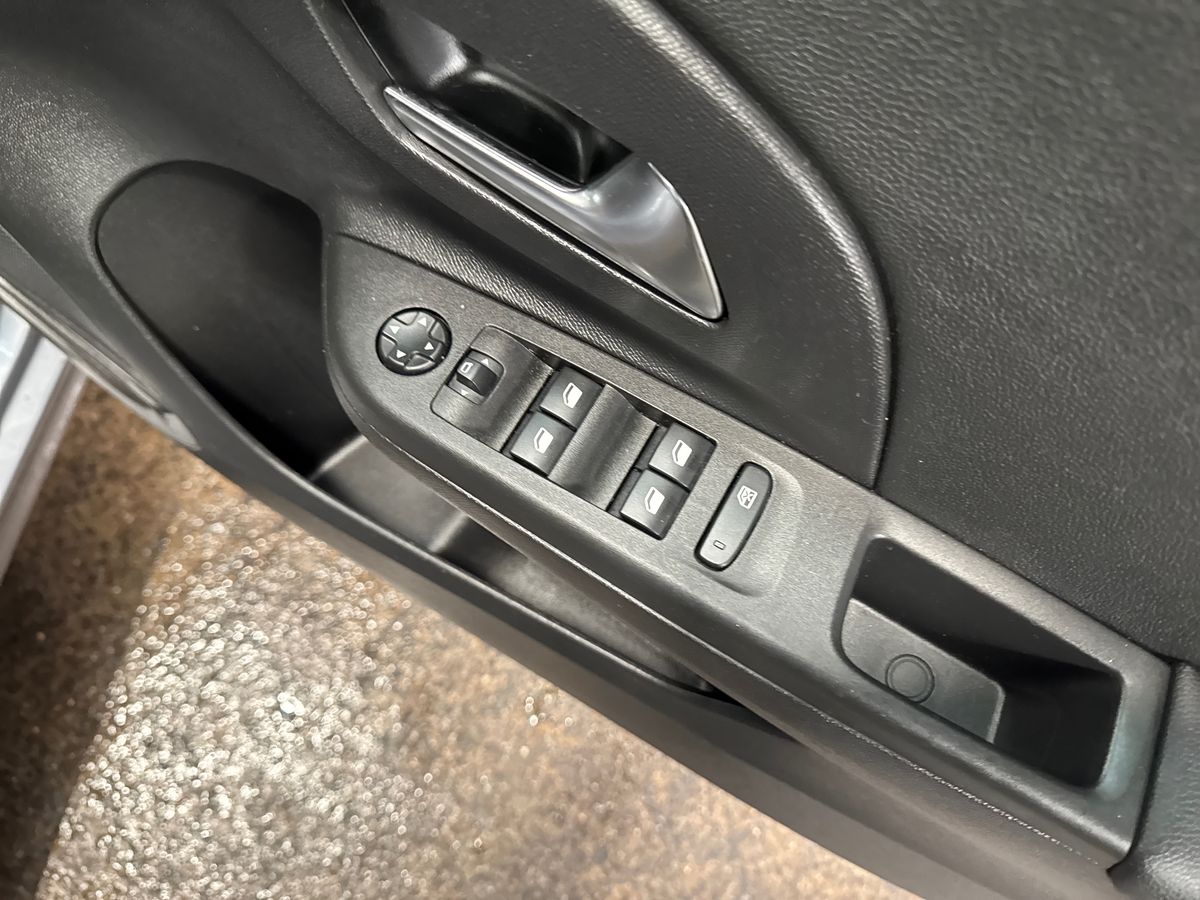 Used Vauxhall Corsa 2023 for sale - 76373009: Photo 24