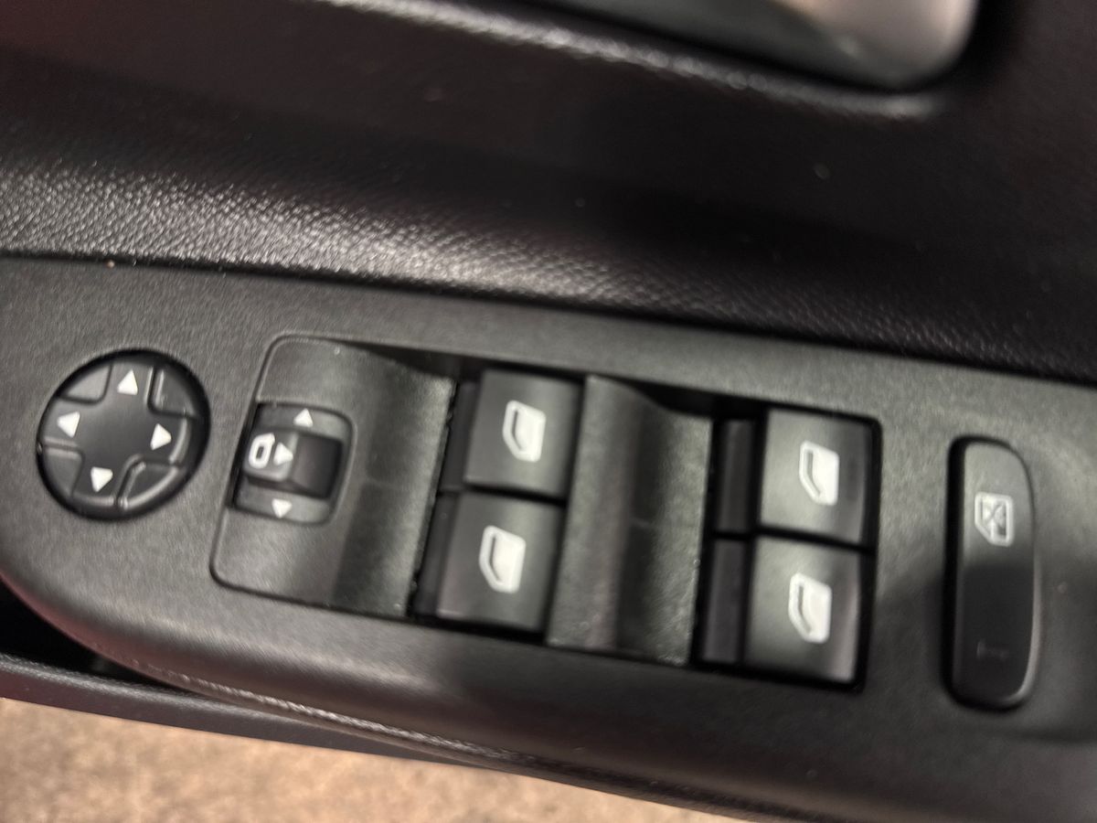 Used Vauxhall Corsa 2023 for sale - 77885421: Photo 19