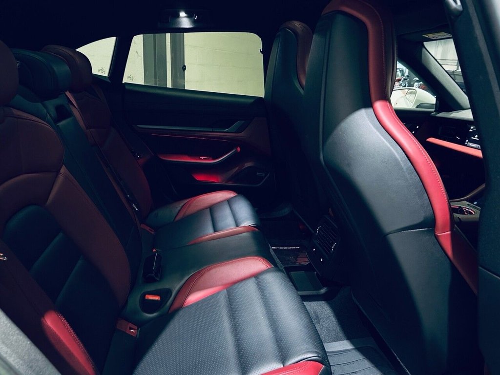 Used Porsche Taycan 2022 for sale - 77072458: Photo 19