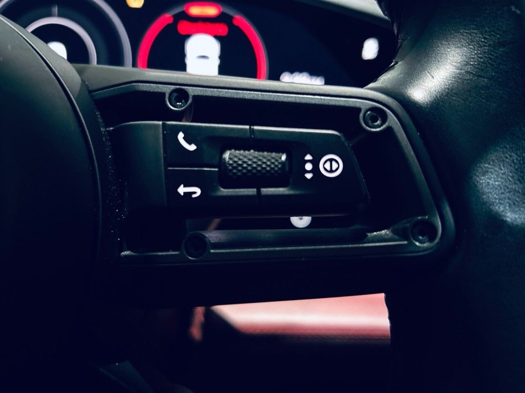 Used Porsche Taycan 2022 for sale - 77072458: Photo 36