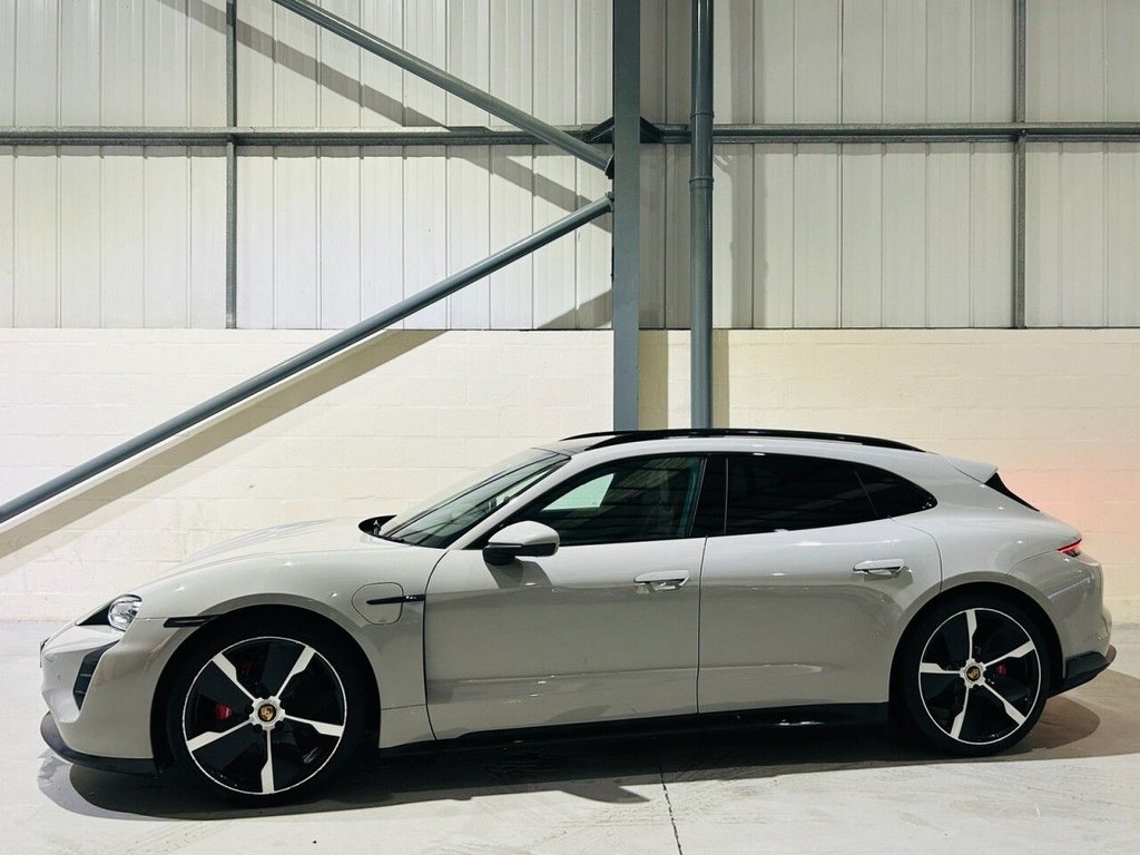 Used Porsche Taycan 2022 for sale - 77072458: Photo 8