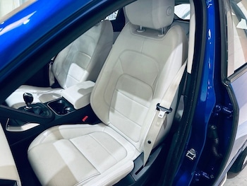 Used Jaguar E-Pace 2019 for sale - 77072559: Photo