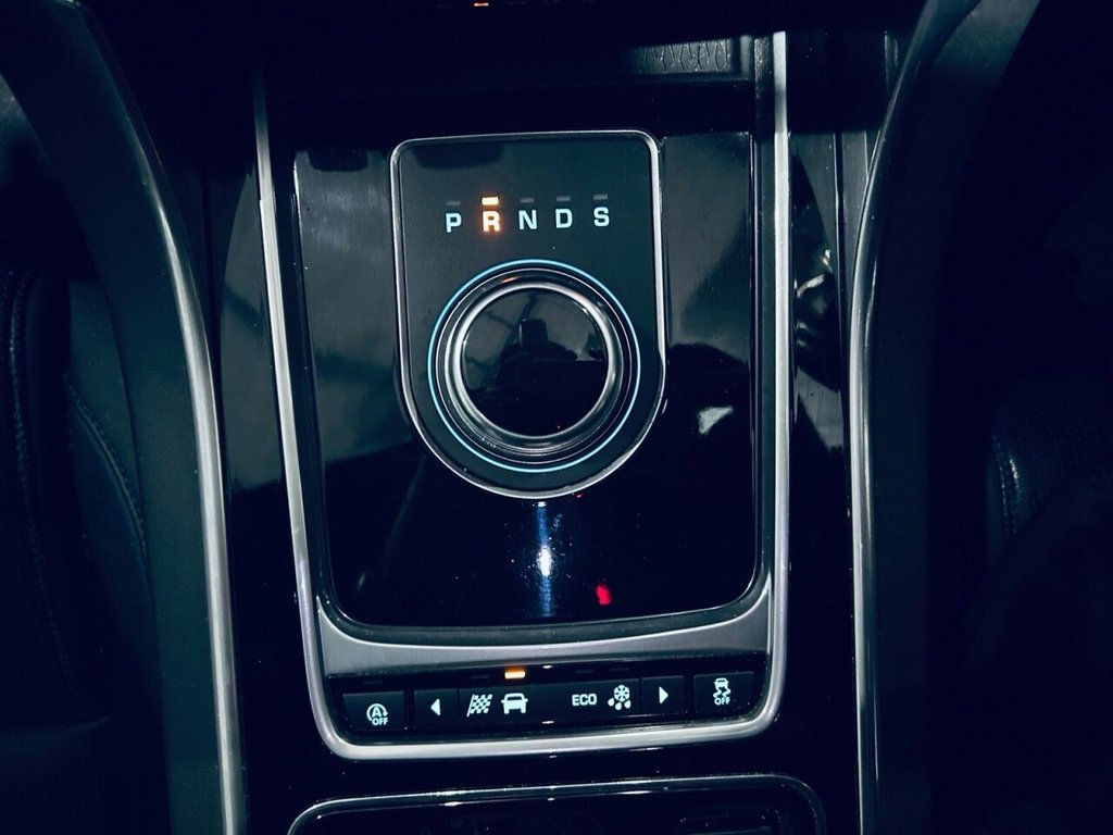 Used Jaguar XE 2018 for sale - 77072560: Photo 26