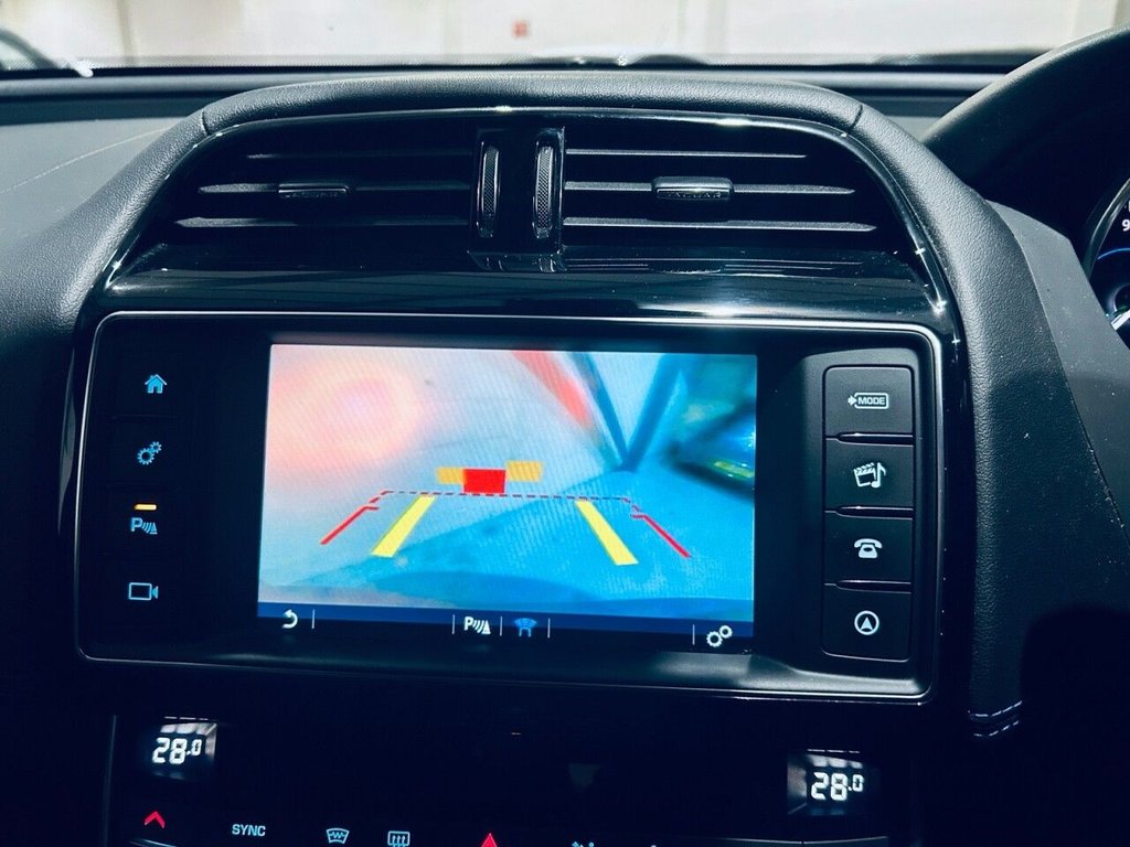 Used Jaguar XE 2018 for sale - 77072560: Photo 29