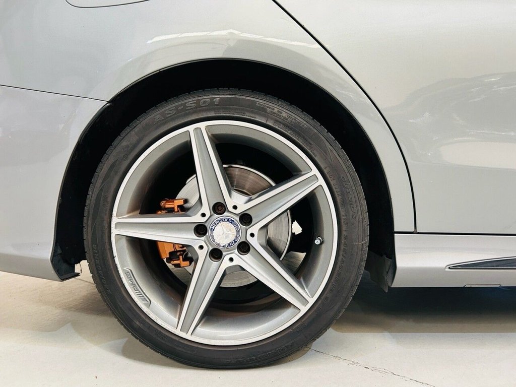 Used Mercedes-Benz C Class 2014 for sale - 77072512: Photo 4