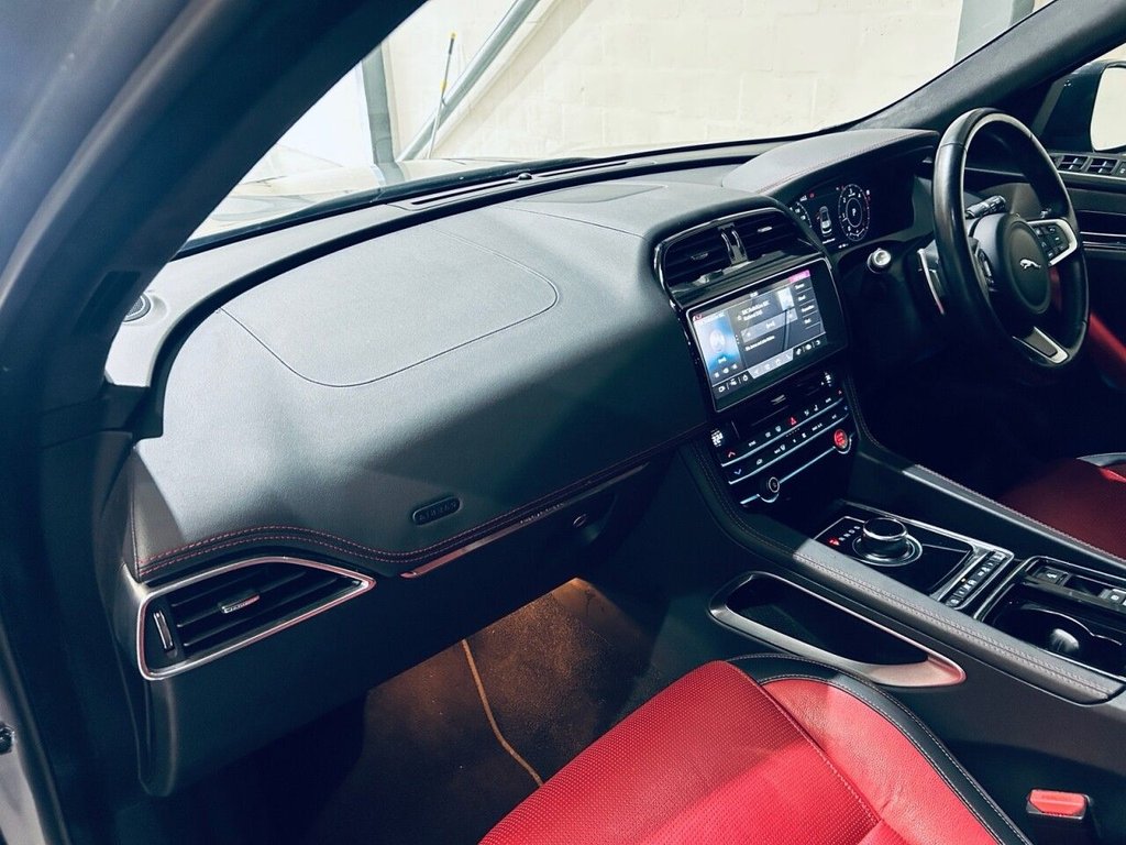 Used Jaguar F-Pace 2019 for sale - 77072561: Photo 11