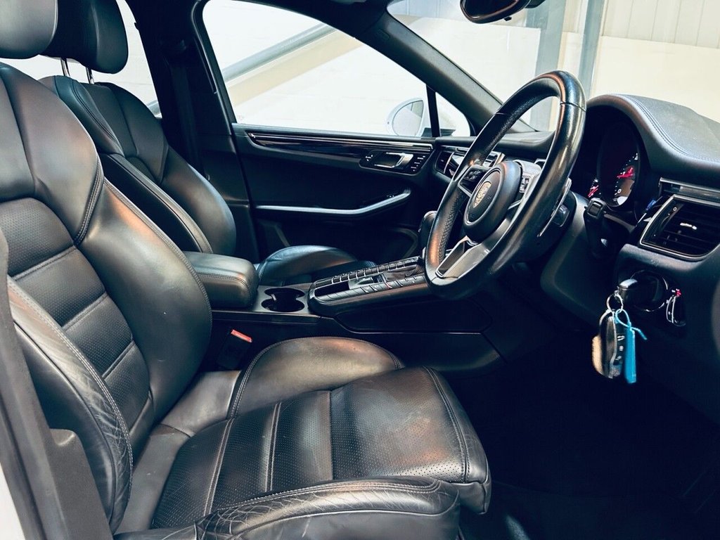 Used Porsche Macan 2016 for sale - 77072358: Photo 15