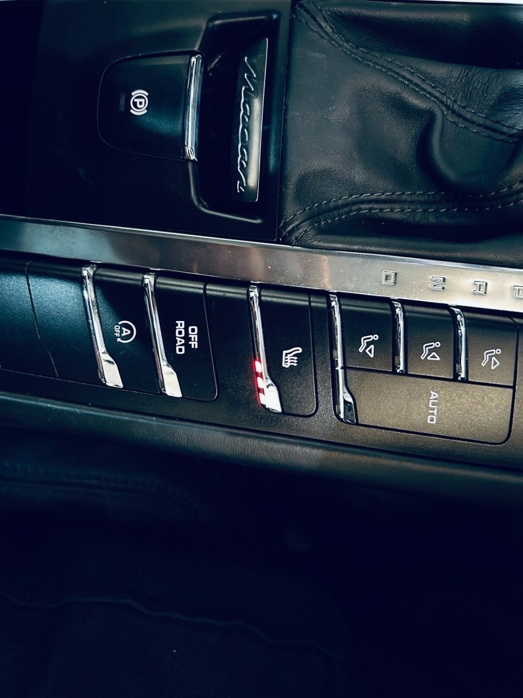 Used Porsche Macan 2016 for sale - 77072358: Photo 22