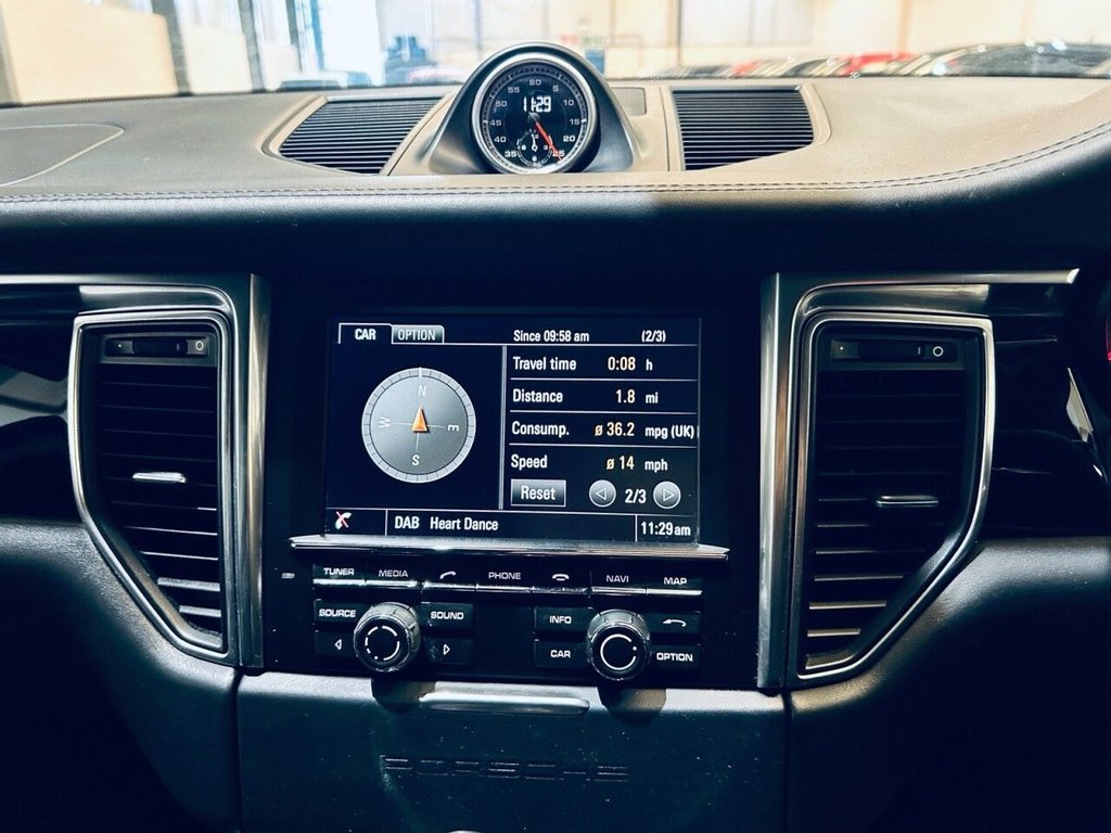 Used Porsche Macan 2016 for sale - 77072358: Photo 23