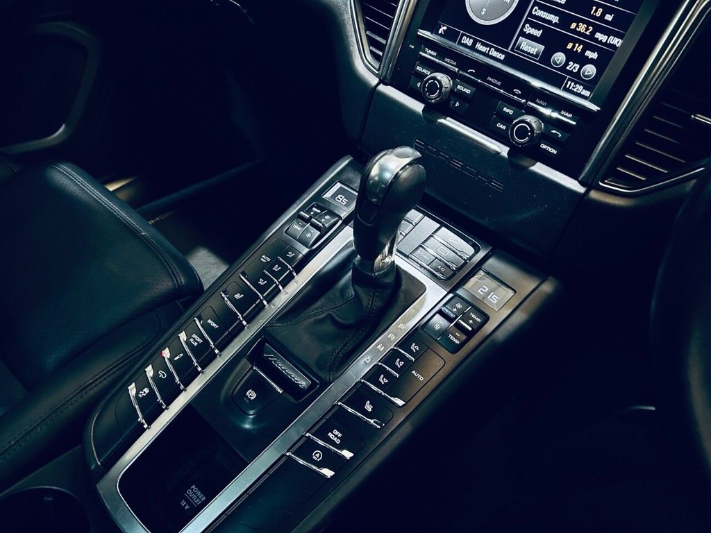 Used Porsche Macan 2016 for sale - 77072358: Photo 24