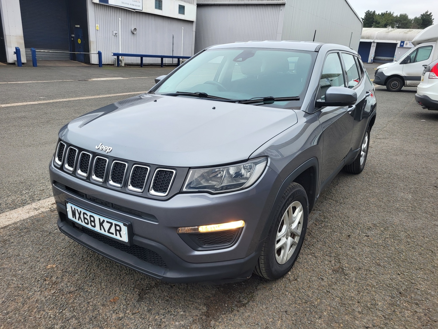 Used Jeep Compass 2018 for sale - 77018960: Photo 5