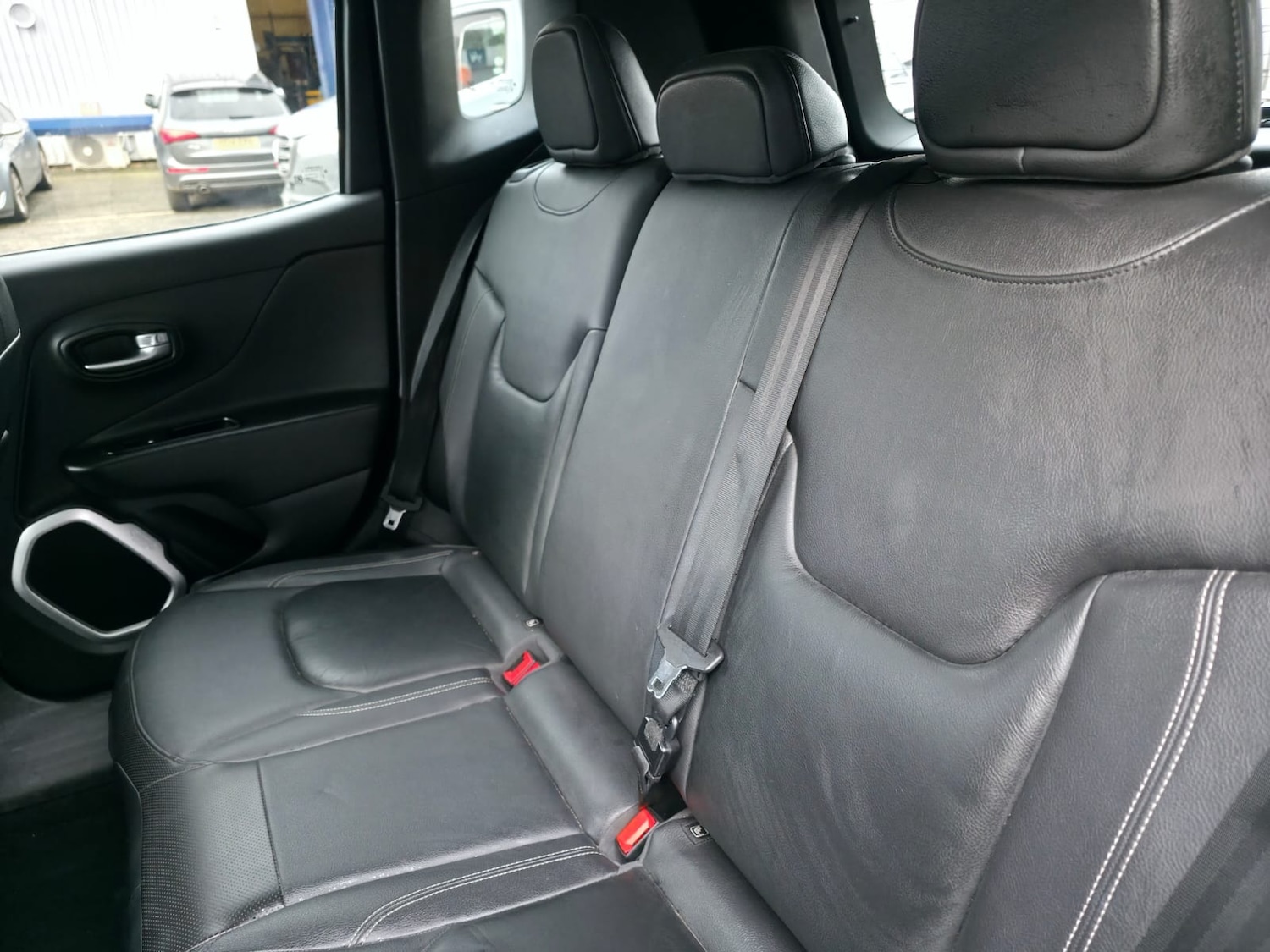 Used Jeep Renegade 2016 for sale - 76669496: Photo 10