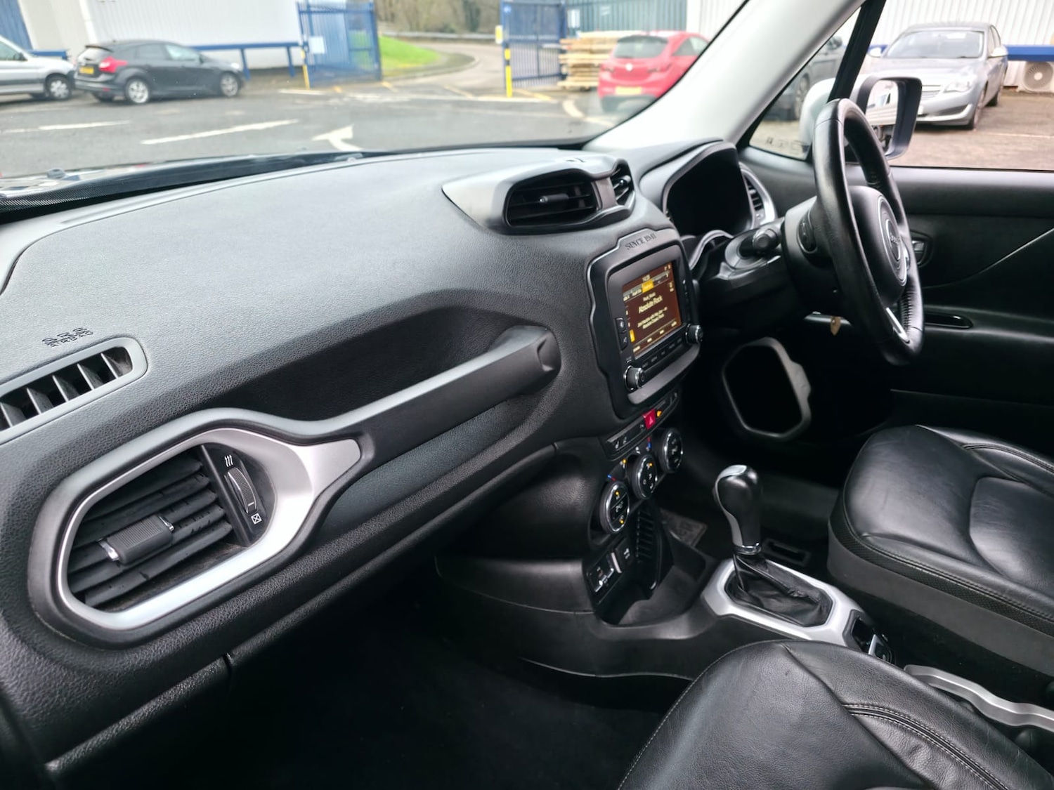 Used Jeep Renegade 2016 for sale - 76669496: Photo 12