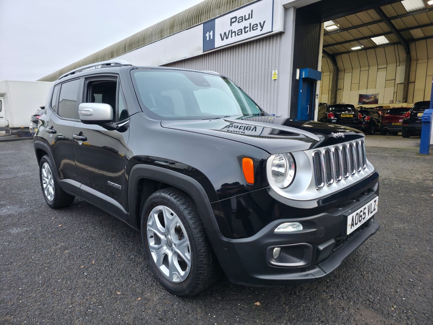 Used Jeep Renegade 2016 for sale - 76669496: Photo 2