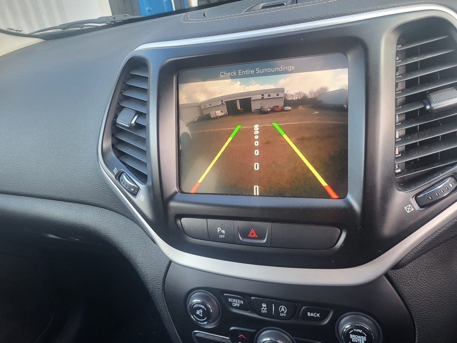 Used Jeep Cherokee 2018 for sale - 77878069: Photo 15