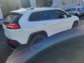 Used Jeep Cherokee 2015 for sale - 77896725: Photo