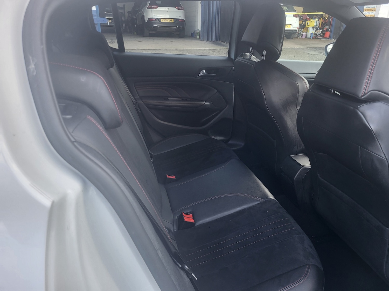 Used Peugeot 308 2016 for sale - 77873388: Photo 10