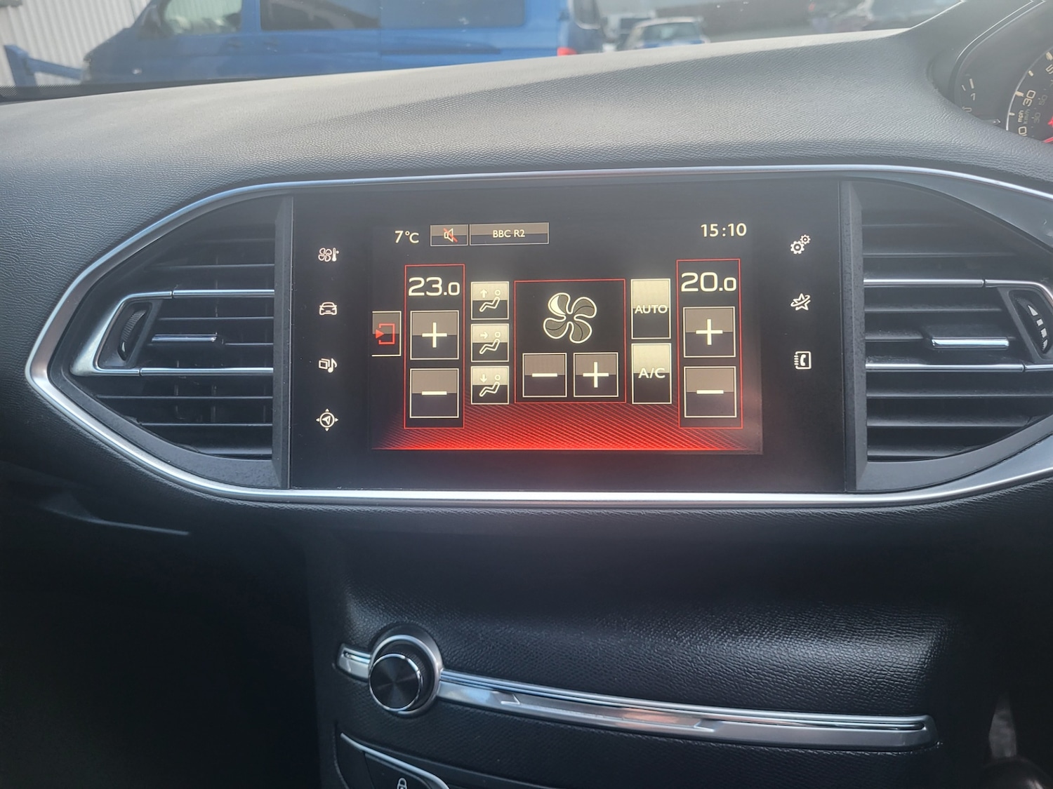 Used Peugeot 308 2016 for sale - 77873388: Photo 14