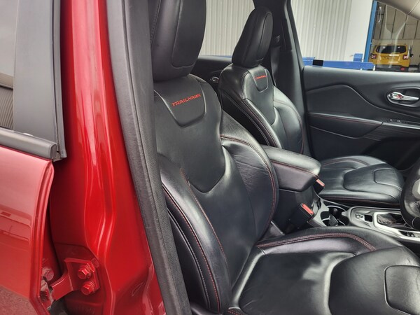 Used Jeep Cherokee 2016 for sale - 76045348: Photo 9