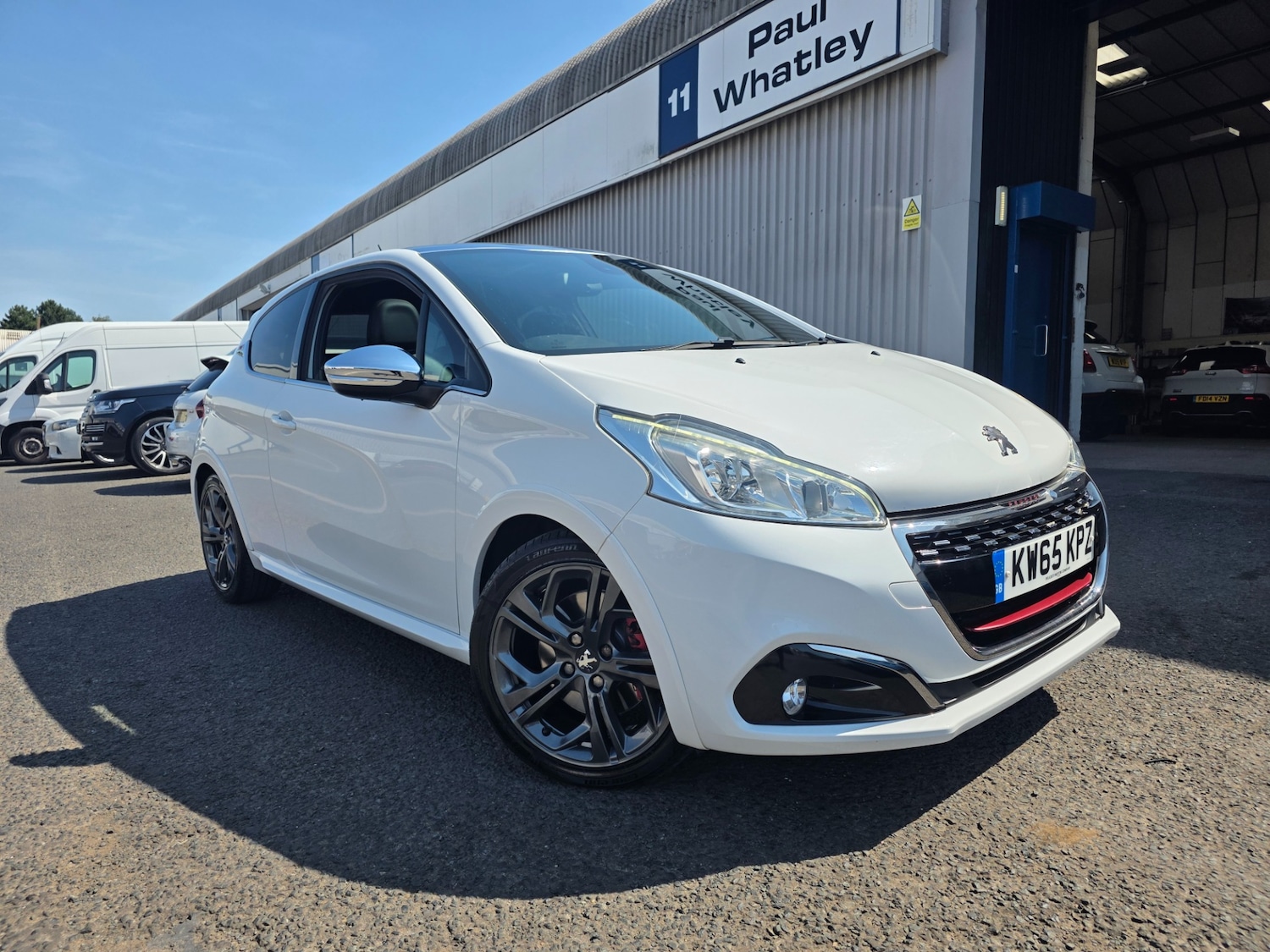 Peugeot 208
