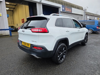 Used Jeep Cherokee 2018 for sale - 77796771: Photo