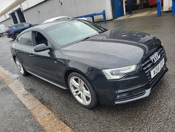 Used Audi A5 2016 for sale - 77400095: Photo