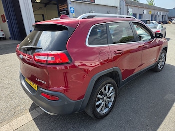 Used Jeep Cherokee 2015 for sale - 78901027: Photo