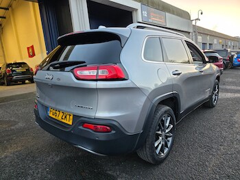 Used Jeep Cherokee 2017 for sale - 76959887: Photo