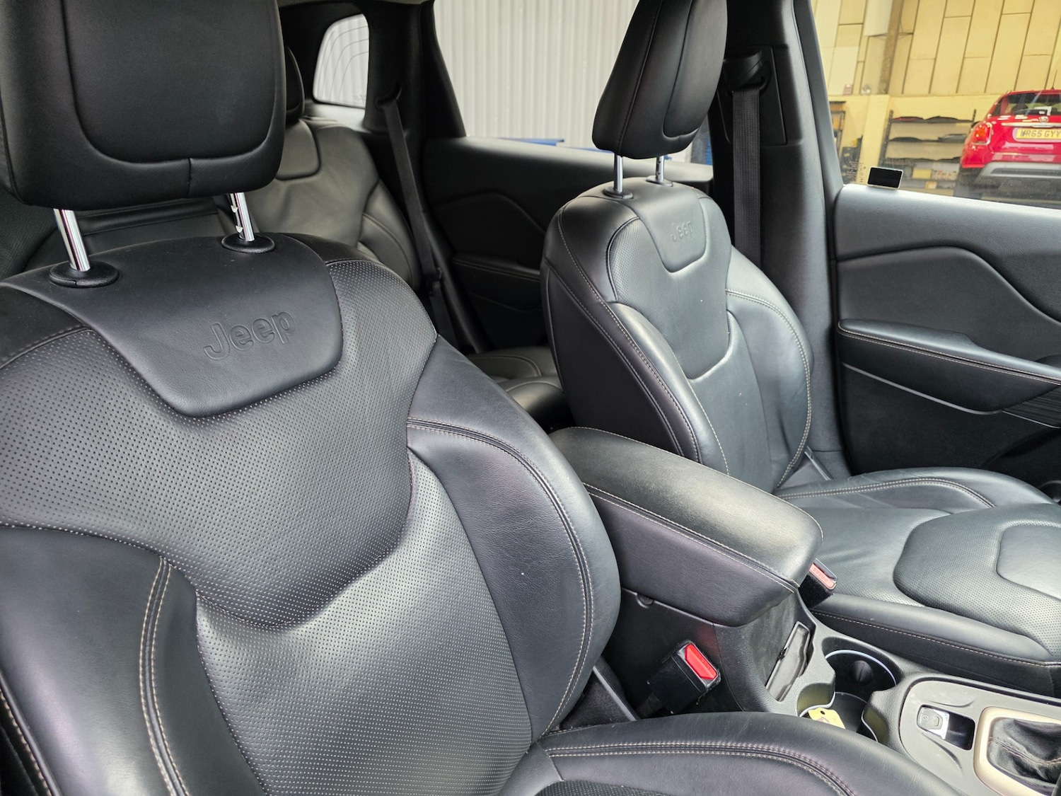 Used Jeep Cherokee 2015 for sale - 76287396: Photo 8