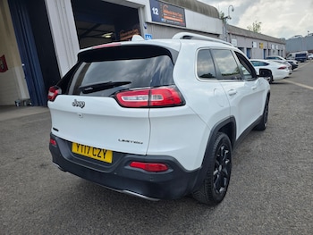 Used Jeep Cherokee 2017 for sale - 78280547: Photo