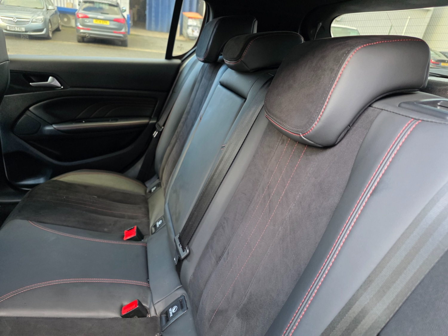 Used Peugeot 308 2017 for sale - 77233493: Photo 10