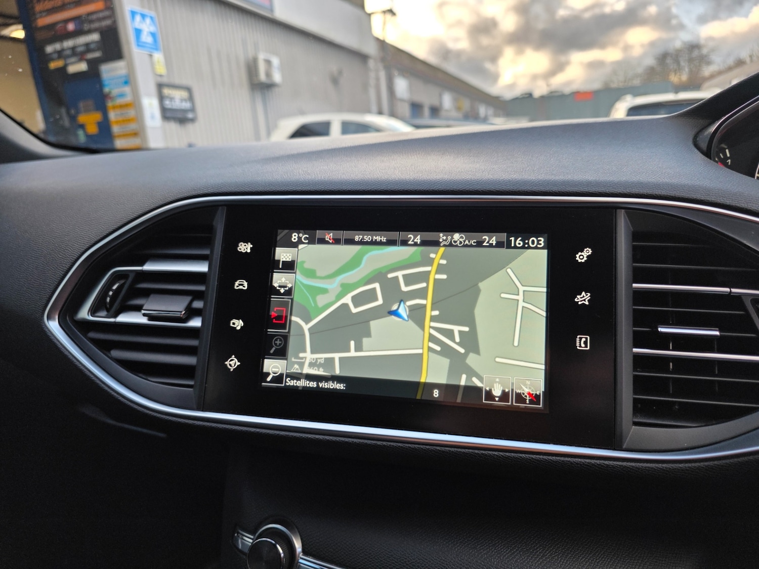 Used Peugeot 308 2017 for sale - 77233493: Photo 14