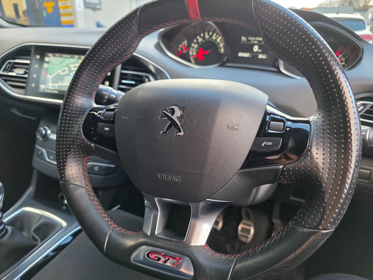 Used Peugeot 308 2017 for sale - 77233493: Photo 17