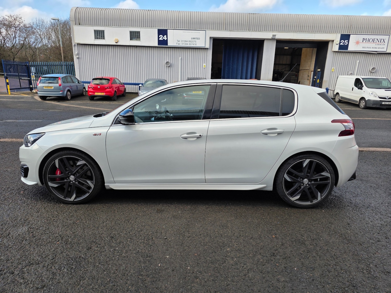 Used Peugeot 308 2017 for sale - 77233493: Photo 6