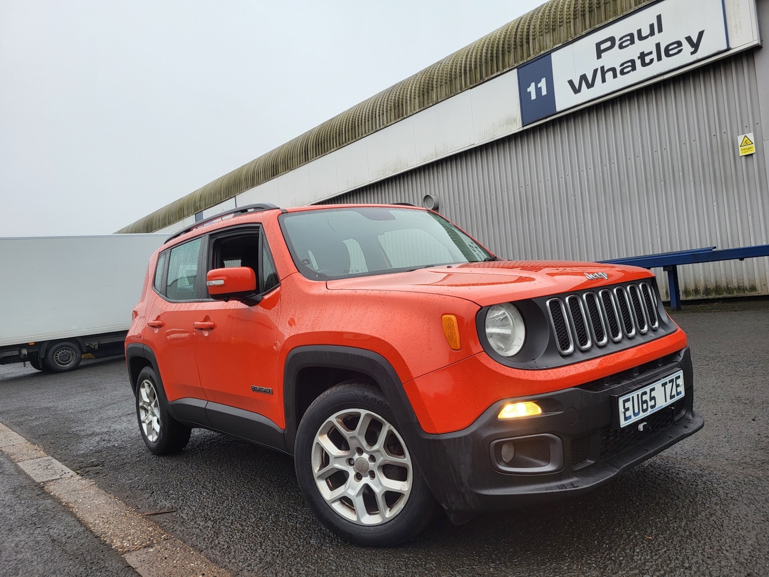 Used Jeep Renegade 2015 for sale - 77106763: Photo 1